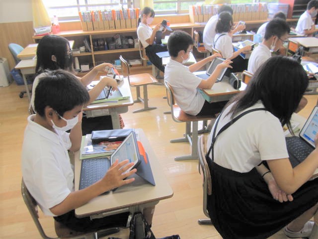 2002-2.jpg
