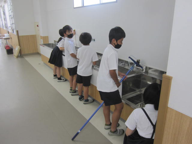 2038-3.jpg