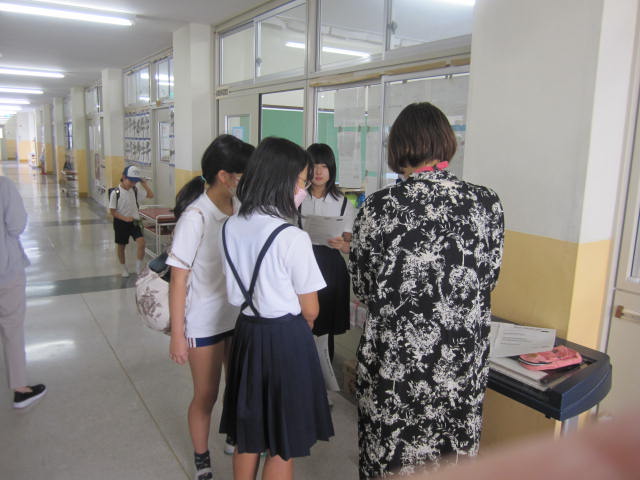 2430-3.jpg