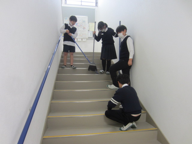 2905-2.jpg