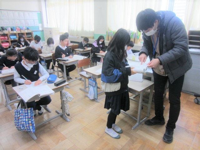 3090-2.jpg