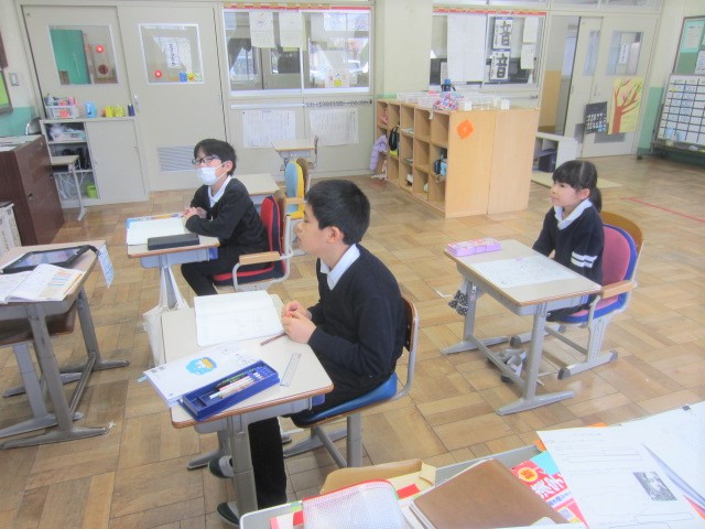3851-2.jpg
