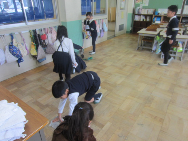 4049-1.jpg