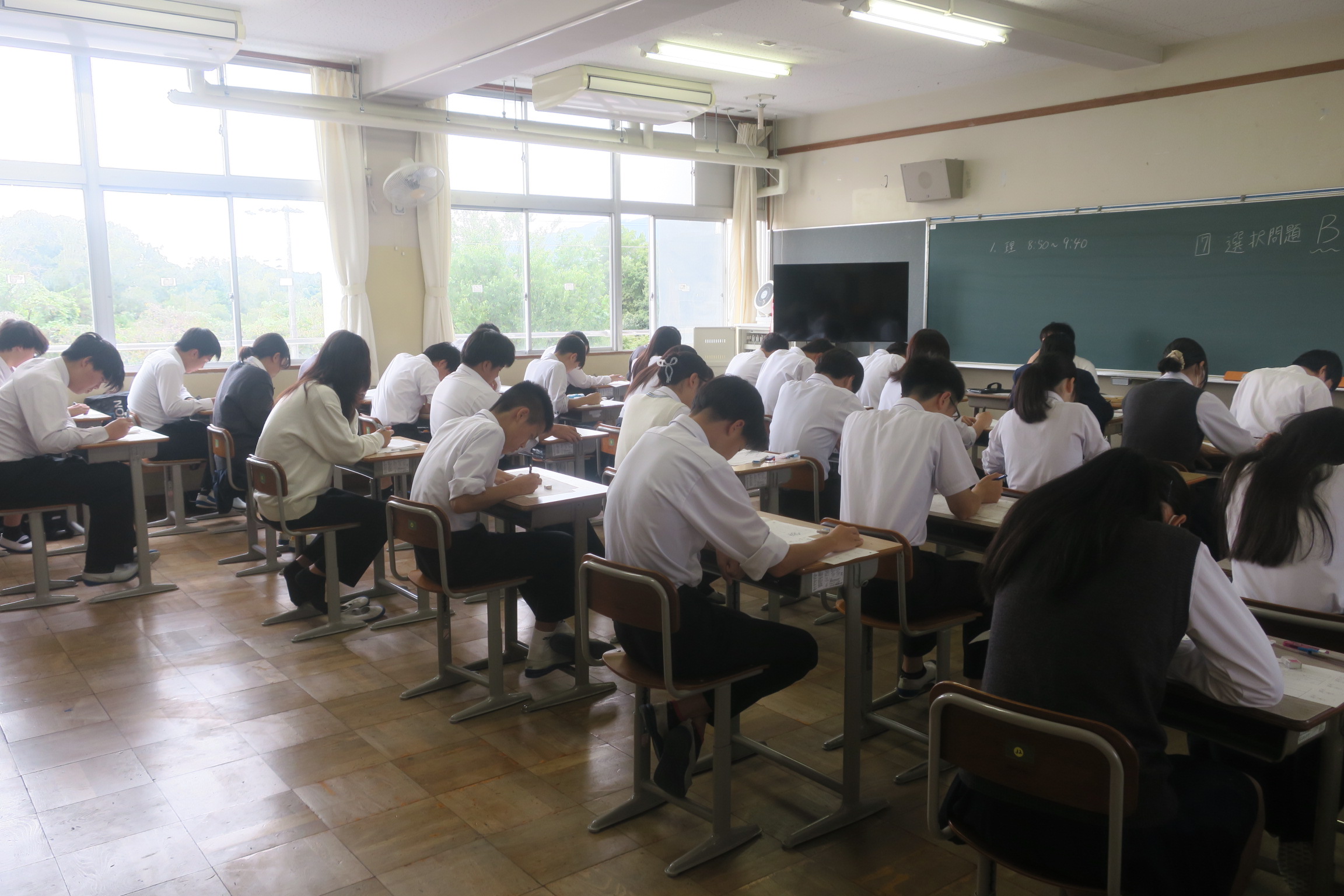 3243-3.jpg