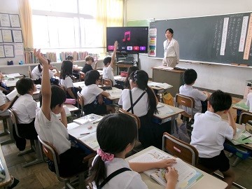 745-1.jpg
